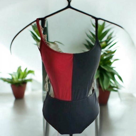 Hottopic DC Batman: Harley Quinn Split Diamond Monokini M Medium - Picture 1 of 9